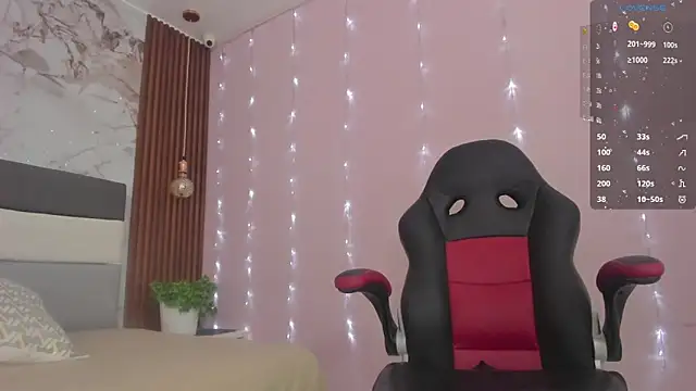 ALICESTARKK online show from January 13, 2026, 12:42 pm