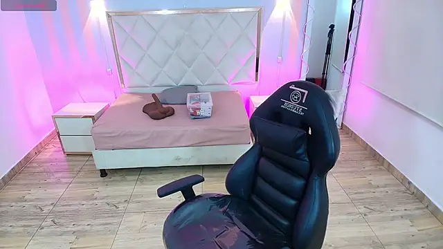 Brendda tay online show from September 19, 2025, 3:21 am