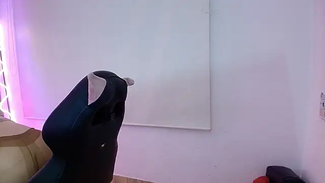 Brendda tay online show from September 29, 2025, 3:13 am