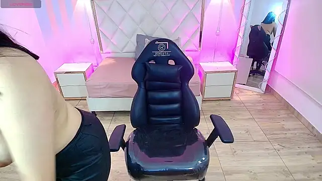 Brendda tay online show from September 14, 2025, 3:07 am