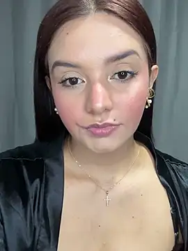 Melanyprada online show from March 6, 2026, 5:02 am