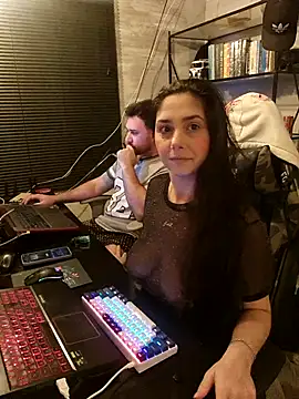 CoelhinhaGostosa online show from December 16, 2025, 7:45 am