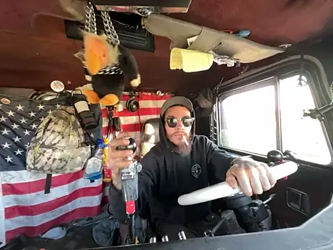 XMeF10 online show from March 24, 2026, 11:54 am