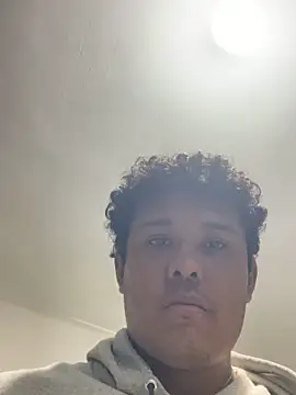 Snapshot of Brencuz chatting on October 11, 2025, 3:29 am Brencuz online show from October 11, 2025, 3:29 am