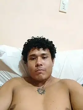 Snapshot of Brencuz chatting on November 13, 2025, 4:16 am Brencuz online show from November 13, 2025, 4:16 am