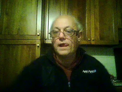 Snapshot of gianbragallini chatting on October 21, 2025, 10:20 pm gianbragallini online show from October 21, 2025, 10:20 pm