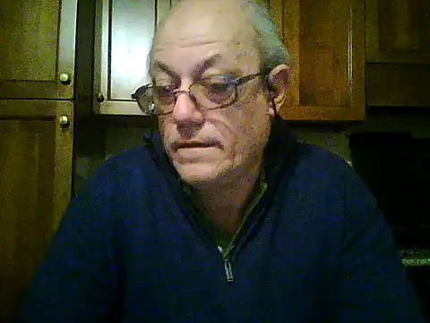 Snapshot of gianbragallini chatting on March 28, 2026, 8:43 pm gianbragallini online show from March 28, 2026, 8:43 pm