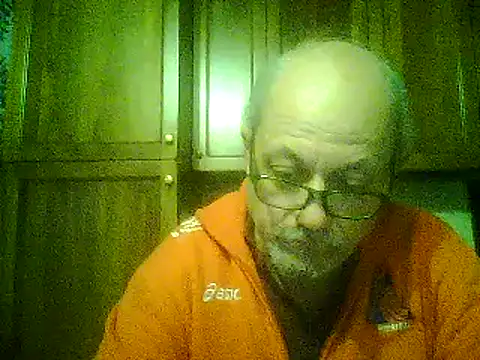 Snapshot of gianbragallini chatting on January 17, 2025, 10:34 pm gianbragallini online show from January 17, 2025, 10:34 pm