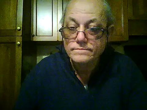 Snapshot of gianbragallini chatting on January 8, 2026, 10:27 pm gianbragallini online show from January 8, 2026, 10:27 pm