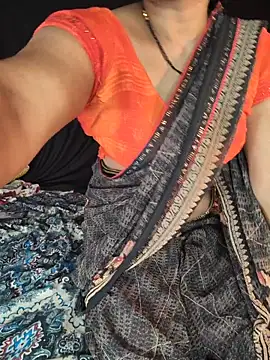 Shivani Mumbai85 online show from April 29, 2026, 5:28 pm