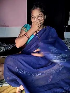 Snapshot of Shivani_Mumbai85 chatting on September 16, 2025, 5:36 pm Shivani Mumbai85 online show from September 16, 2025, 5:36 pm