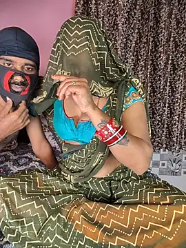 Snapshot of Shivani_Mumbai85 chatting on December 1, 2025, 5:36 pm Shivani Mumbai85 online show from December 1, 2025, 5:36 pm