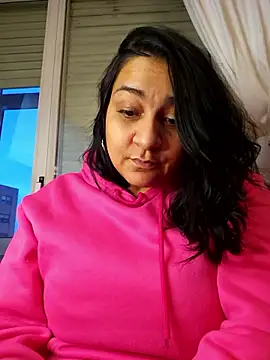 paulinaDiaz1 online show from January 17, 2026, 5:16 pm