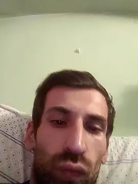 Snapshot of Davlupweed93 chatting on December 18, 2025, 2:10 pm Davlupweed93 online show from December 18, 2025, 2:10 pm