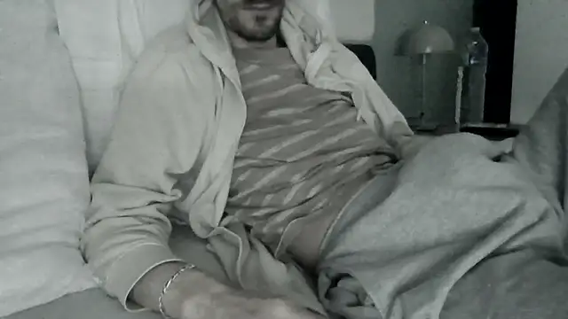 Snapshot of passif520 chatting on March 13, 2026, 2:00 pm passif520 online show from March 13, 2026, 2:00 pm