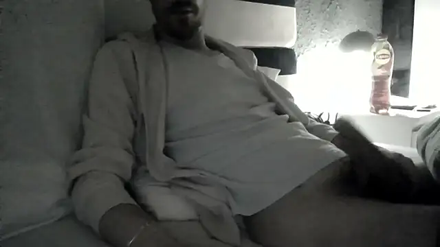 Snapshot of passif520 chatting on February 26, 2026, 10:54 pm passif520 online show from February 26, 2026, 10:54 pm