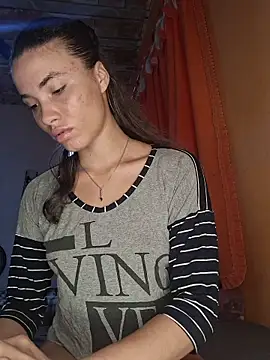 HelenHoltz online show from January 7, 2026, 12:43 pm