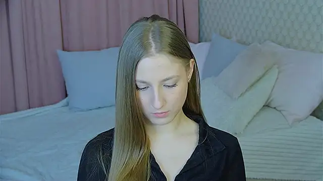 BritneyCruze online show from February 27, 2025, 11:17 am