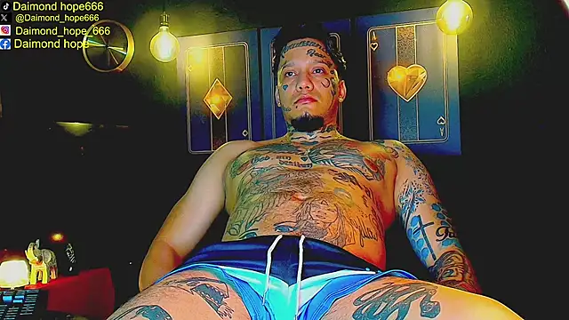 daimond hope666 online show from December 15, 2025, 8:47 pm