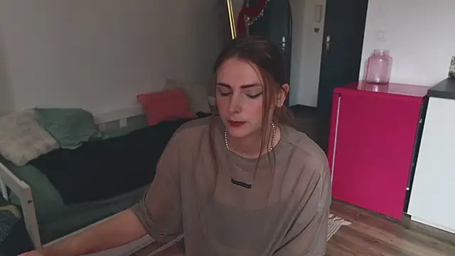 ce leste   online show from October 21, 2025, 11:20 am