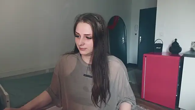 Snapshot of ce_leste__ chatting on February 19, 2026, 10:12 am ce leste online show from February 19, 2026, 10:12 am