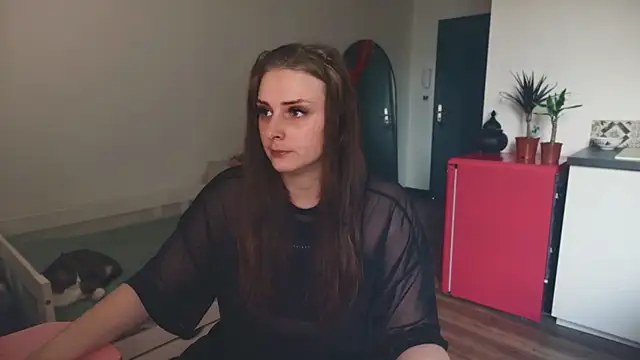 Snapshot of ce_leste__ chatting on February 21, 2026, 3:58 pm ce leste online show from February 21, 2026, 3:58 pm