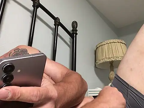 Highfrog1 online show from July 13, 2026, 6:46 am