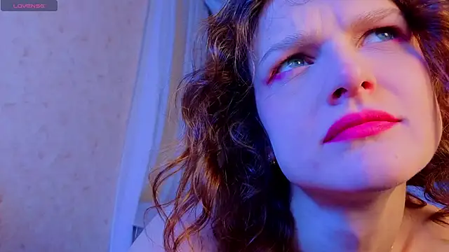 Soo dreamy online show from October 13, 2025, 2:13 am