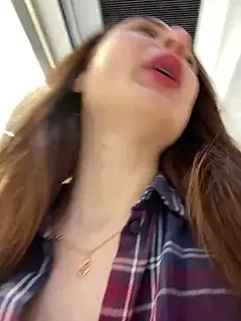 Dina Tease online show from March 10, 2025, 12:17 pm