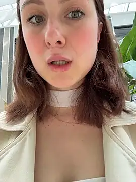 Dina Tease online show from June 30, 2026, 11:21 am