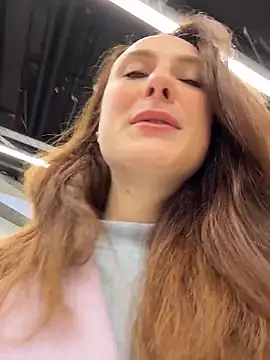 Dina Tease online show from October 18, 2025, 12:40 pm