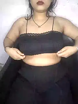 pihu32824 online show from December 6, 2024, 4:22 pm