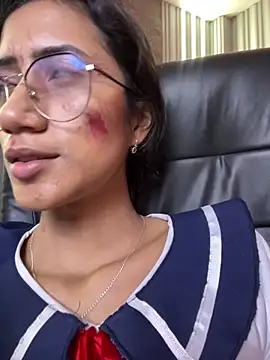 KaitlynLoveCam online show from November 1, 2025, 5:47 am