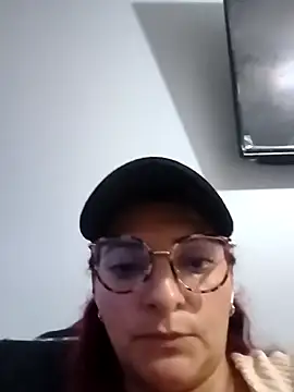 Snapshot of SHARAONELOVE chatting on March 1, 2026, 4:01 am SHARAONELOVE online show from March 1, 2026, 4:01 am