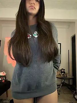 aly golden  online show from July 19, 2026, 9:44 pm