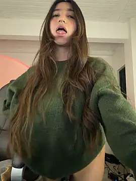 aly golden  online show from March 3, 2026, 9:55 pm