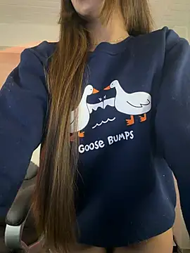 aly golden  online show from February 6, 2026, 7:04 am