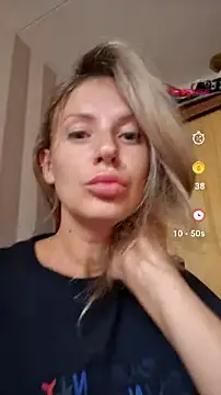 YourJuliena online show from July 21, 2026, 3:13 pm