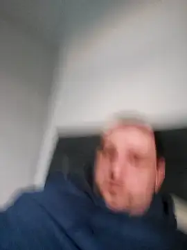 HE-M123 online show from December 16, 2025, 4:11 pm