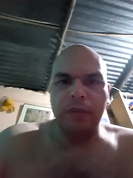 Snapshot of Camilo-31RI chatting on March 1, 2026, 12:21 am Camilo-31RI online show from March 1, 2026, 12:21 am