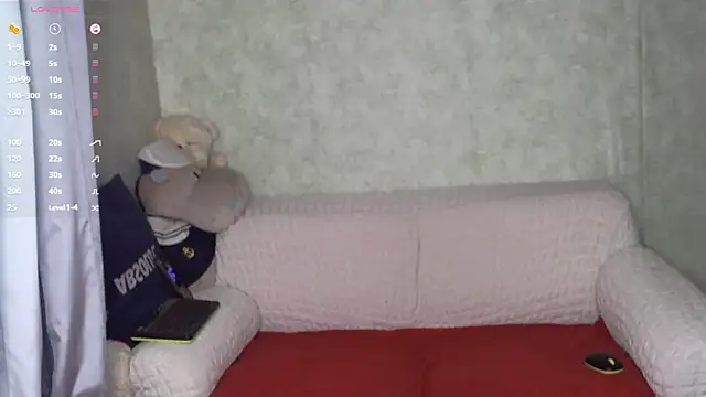 rossi r online show from November 3, 2025, 6:33 pm