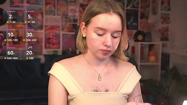 Snapshot of AdeleLoomis chatting on March 20, 2025, 5:46 am AdeleLoomis online show from March 20, 2025, 5:46 am