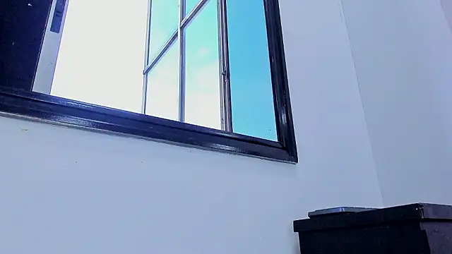 Catalina Jonex online show from March 19, 2026, 11:43 am