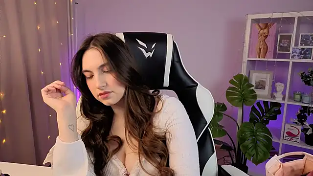 MelissaLovvv online show from February 15, 2026, 7:51 am