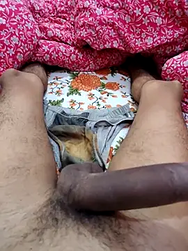 Snapshot of karan_143 chatting on February 25, 2026, 5:24 pm karan 143 online show from February 25, 2026, 5:24 pm