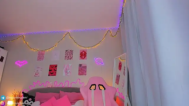 Kate Clover online show from January 19, 2026, 6:17 am