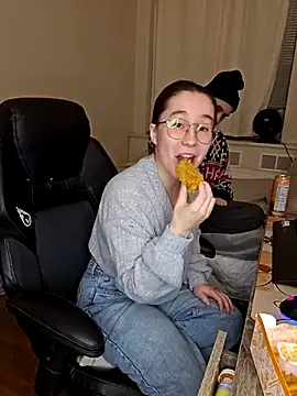 Kinkycouple1789 online show from January 9, 2025, 10:20 am