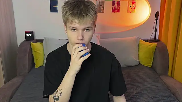 Snapshot of metratok chatting on March 3, 2026, 3:41 pm metratok online show from March 3, 2026, 3:41 pm