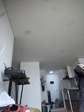 Snapshot of 911Calling chatting on March 12, 2025, 7:14 pm 911Calling online show from March 12, 2025, 7:14 pm