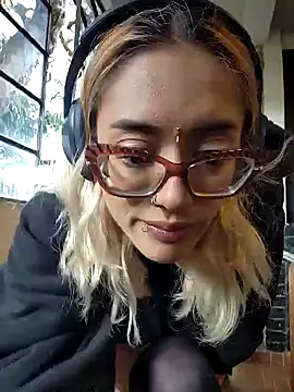 Snapshot of 911Calling chatting on January 21, 2025, 10:19 pm 911Calling online show from January 21, 2025, 10:19 pm